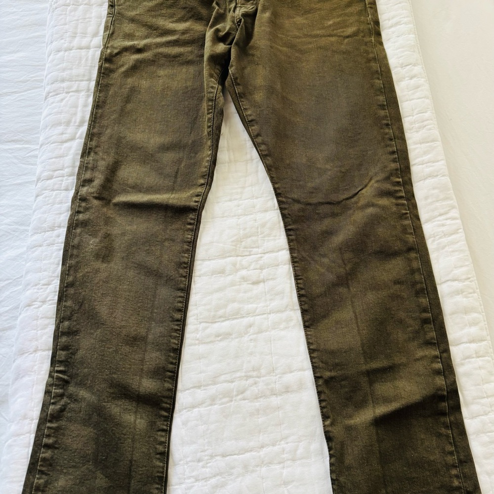 Sullivan Slim Garment-Dyed Stretch Jean